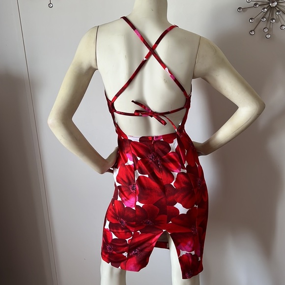 GUESS U.S.A Fitted Flower 🌺 Print Dress - Picture 2 of 12